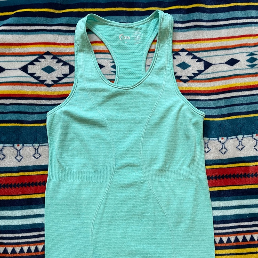 Zyia Mint Copper Charged Tank Size XS NWOT